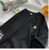 Camisas bordadas de manga corta con bolsillo Planet